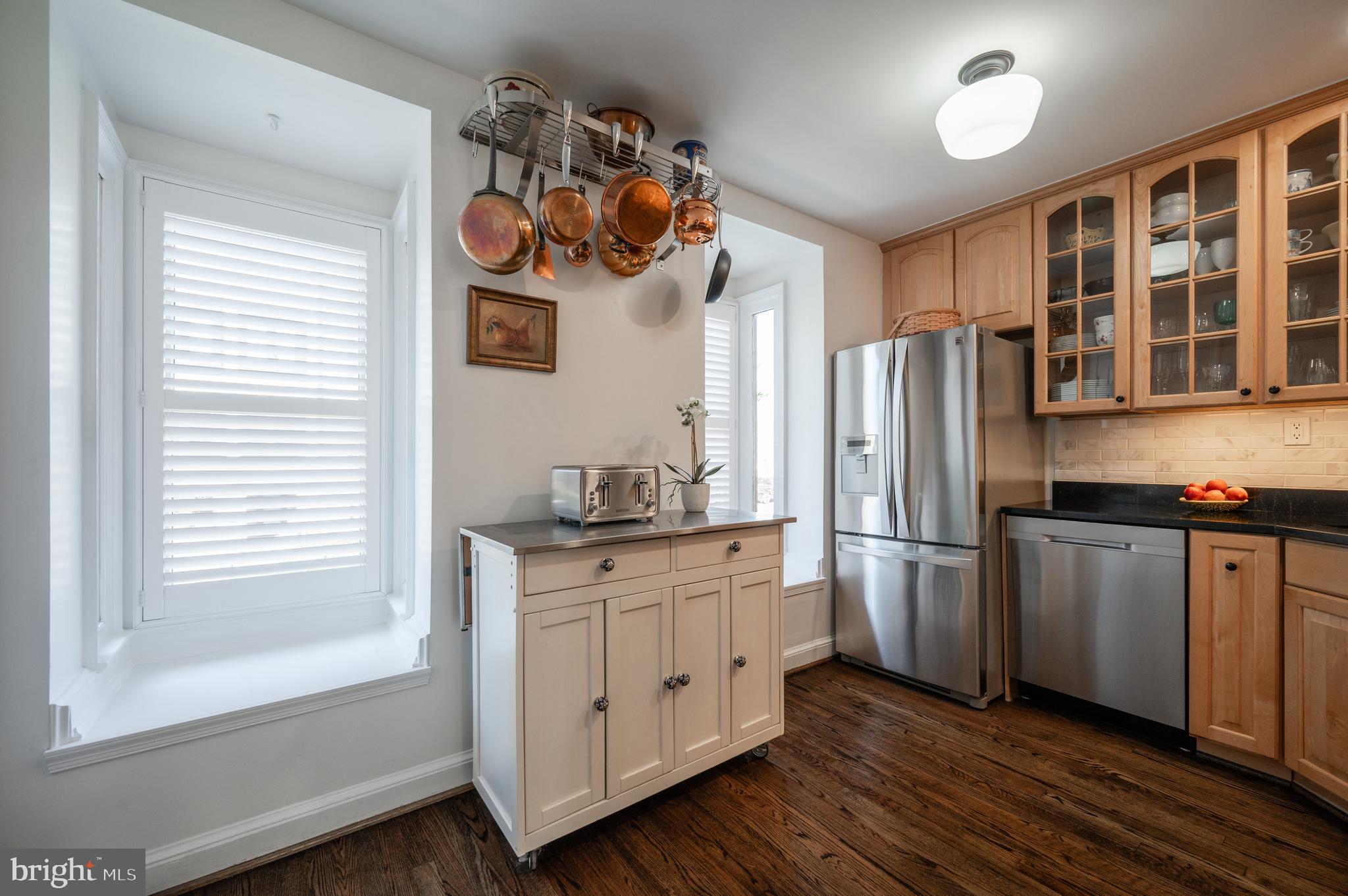 OLD TOWN ALEXANDRIA - Residential