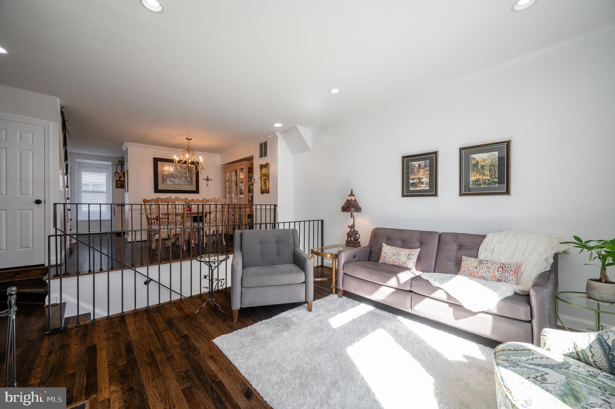 OLD TOWN ALEXANDRIA - Residential