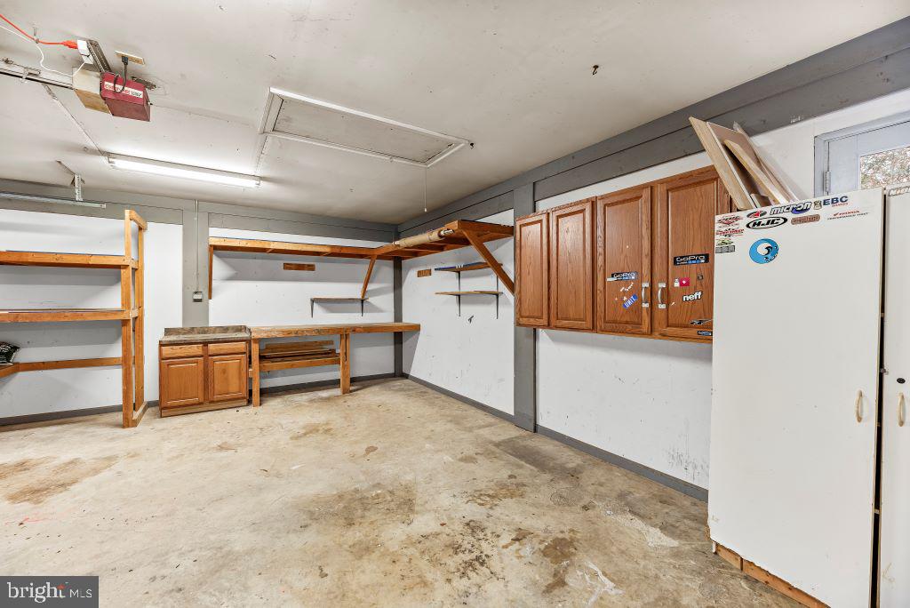 LANCASTER HILL - Residential