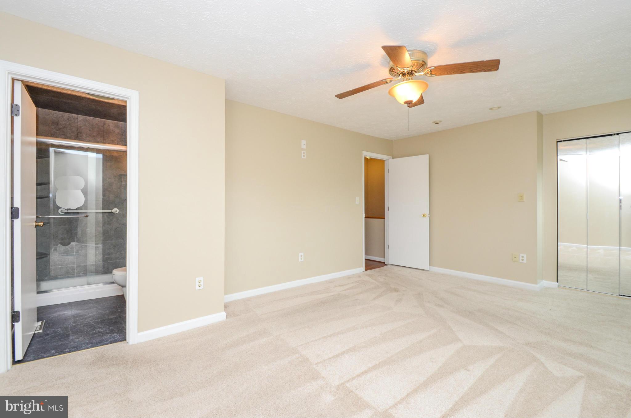 HARBOUR OAKS - Residential