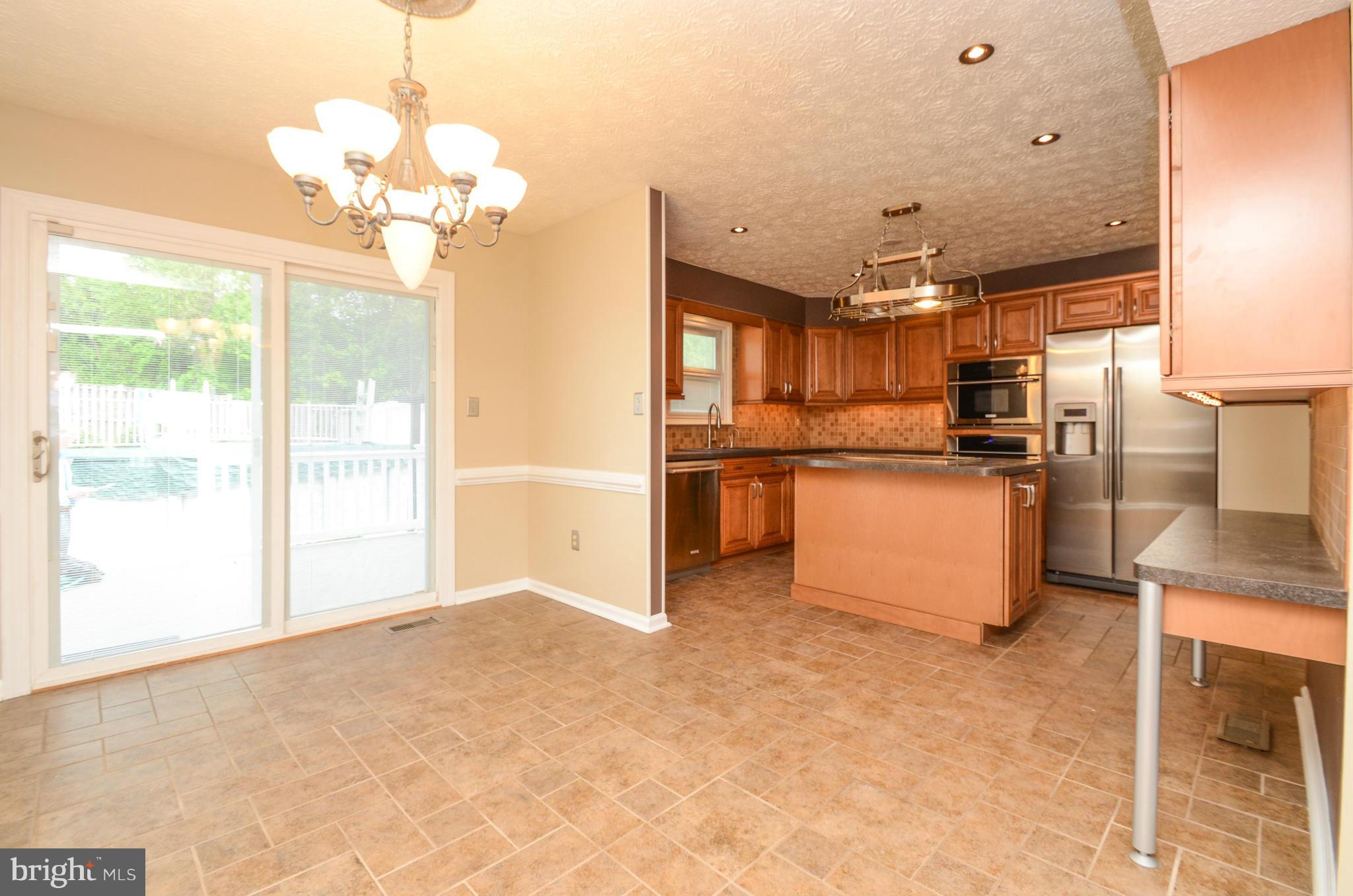 HARBOUR OAKS - Residential