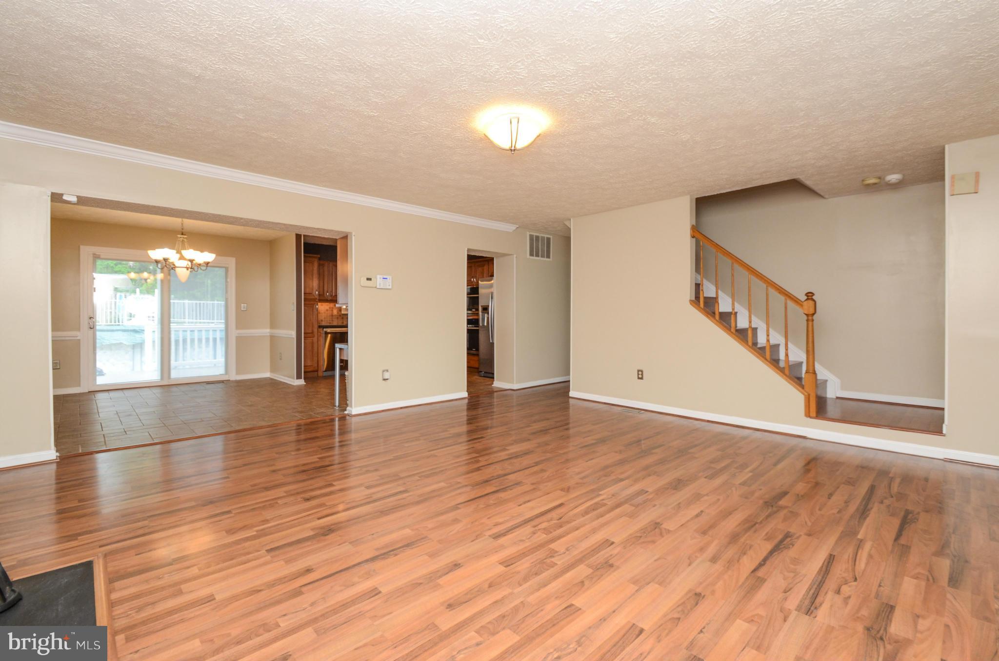 HARBOUR OAKS - Residential