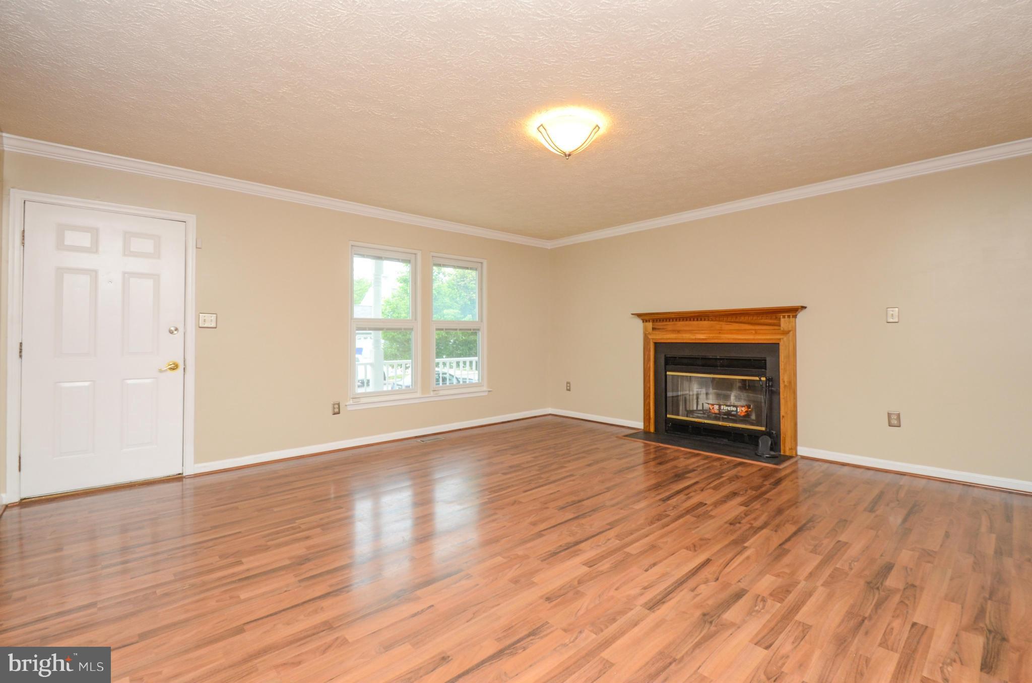 HARBOUR OAKS - Residential