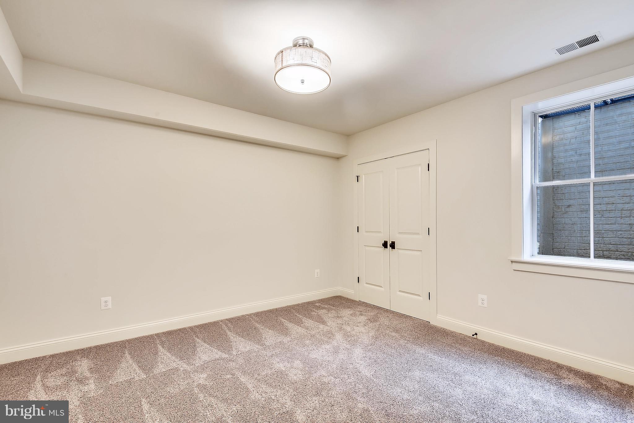 HUNTINGTON TERRACE - Residential