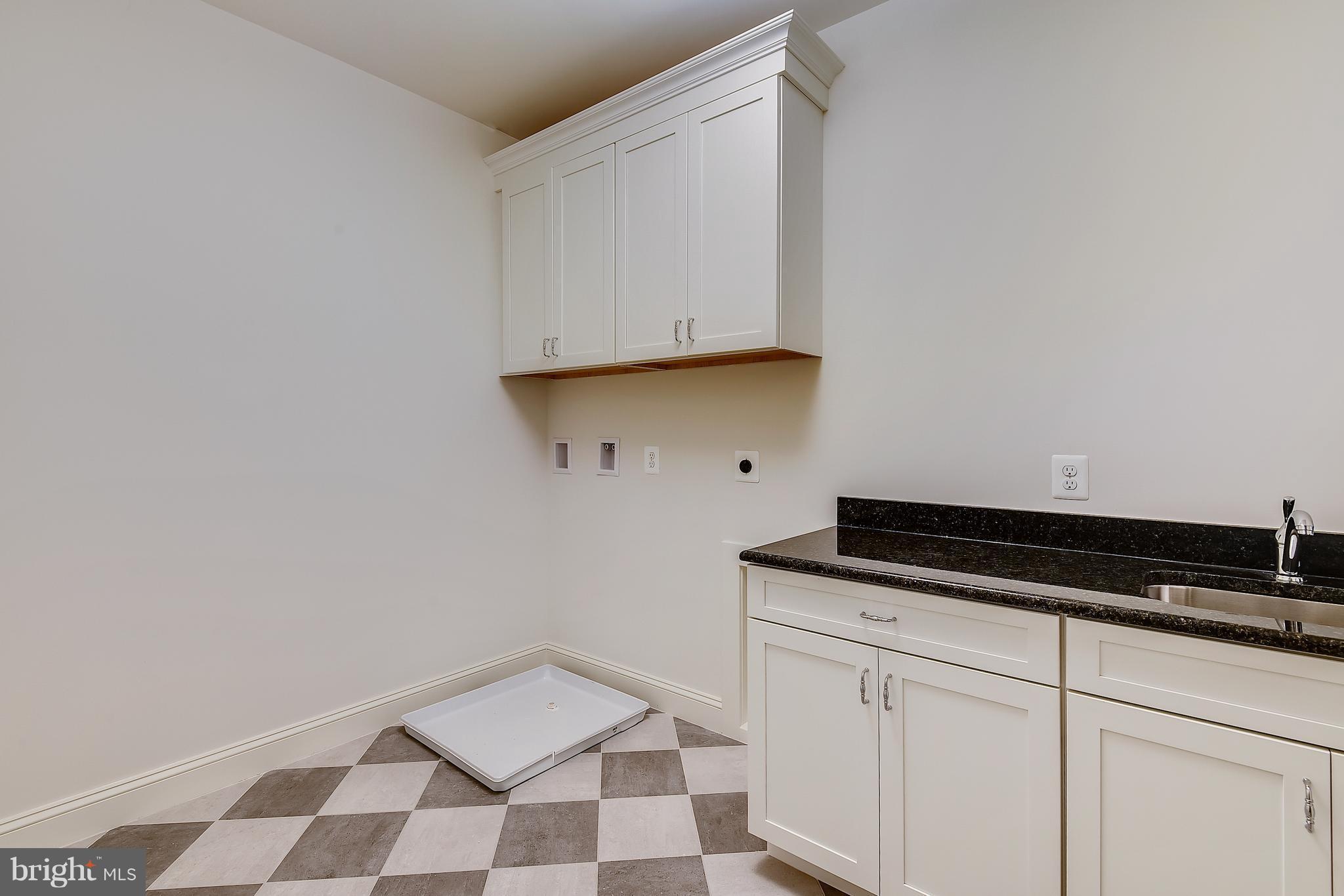 HUNTINGTON TERRACE - Residential
