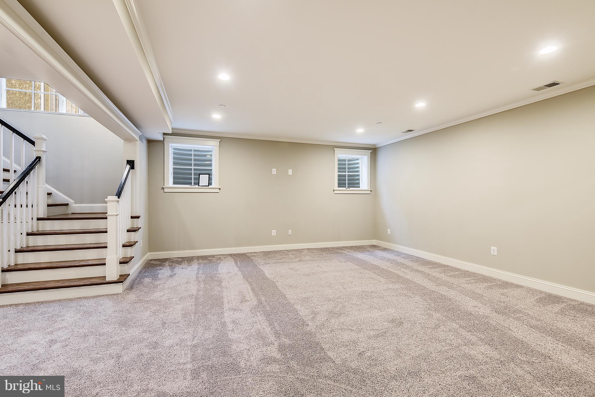 HUNTINGTON TERRACE - Residential