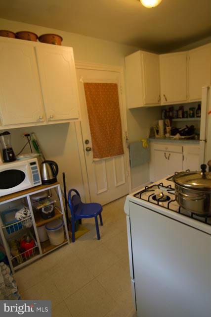 QUEENS CHAPEL MANOR - Residential