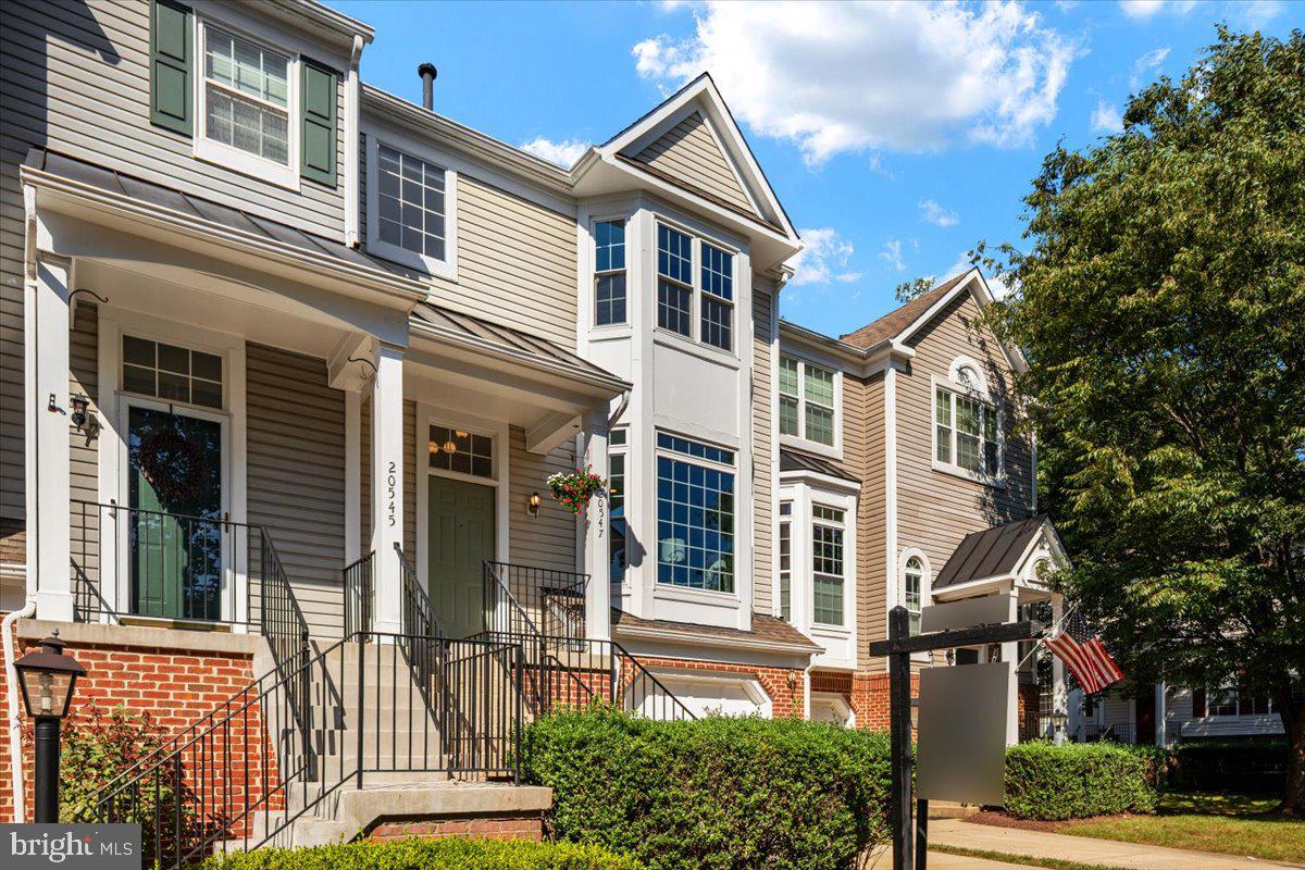 20547 WARBURTON BAY SQUARE 37