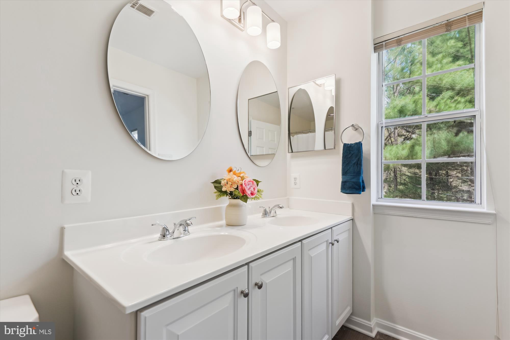 THE SANCTUARY - Residential