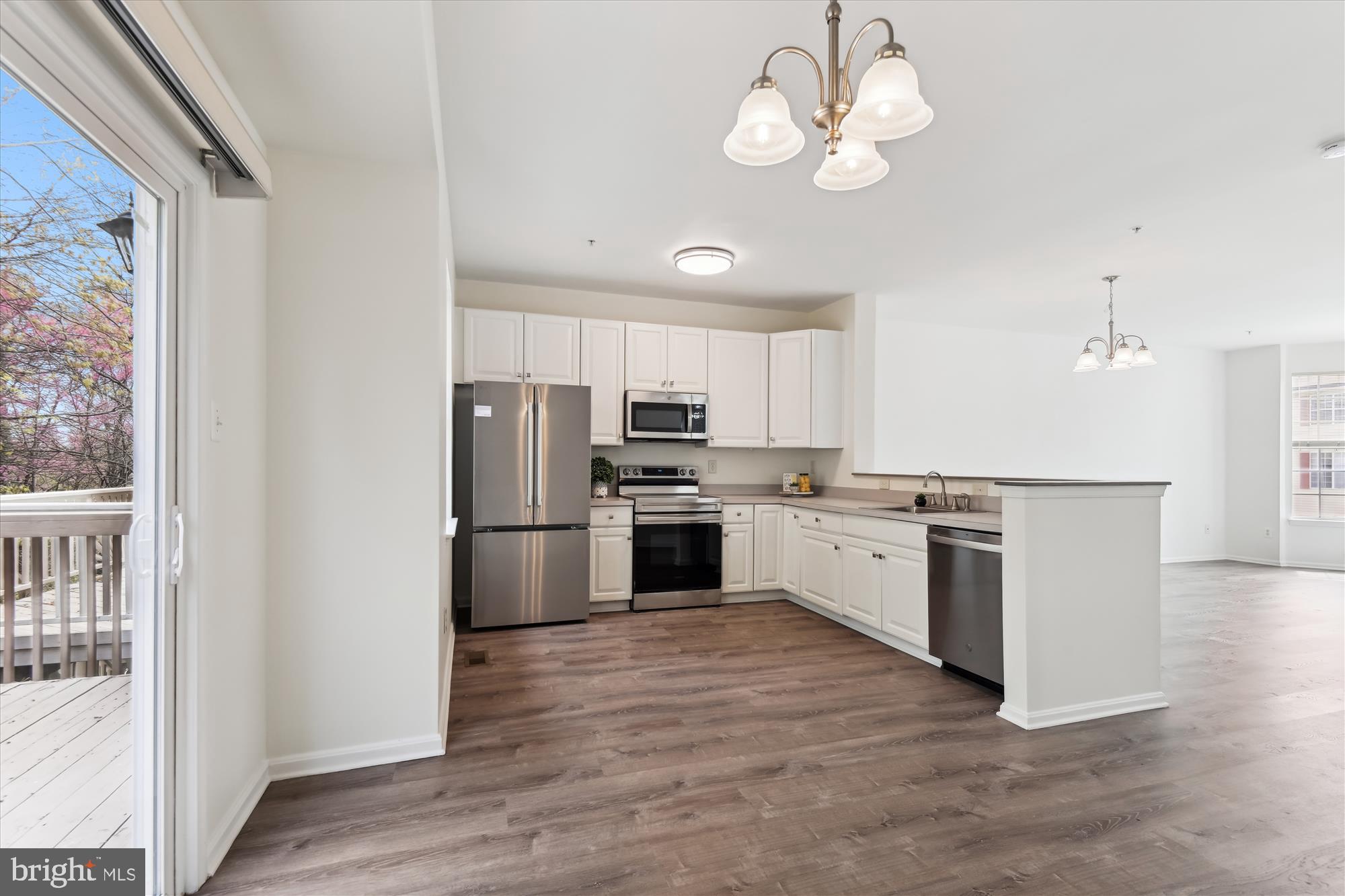 THE SANCTUARY - Residential