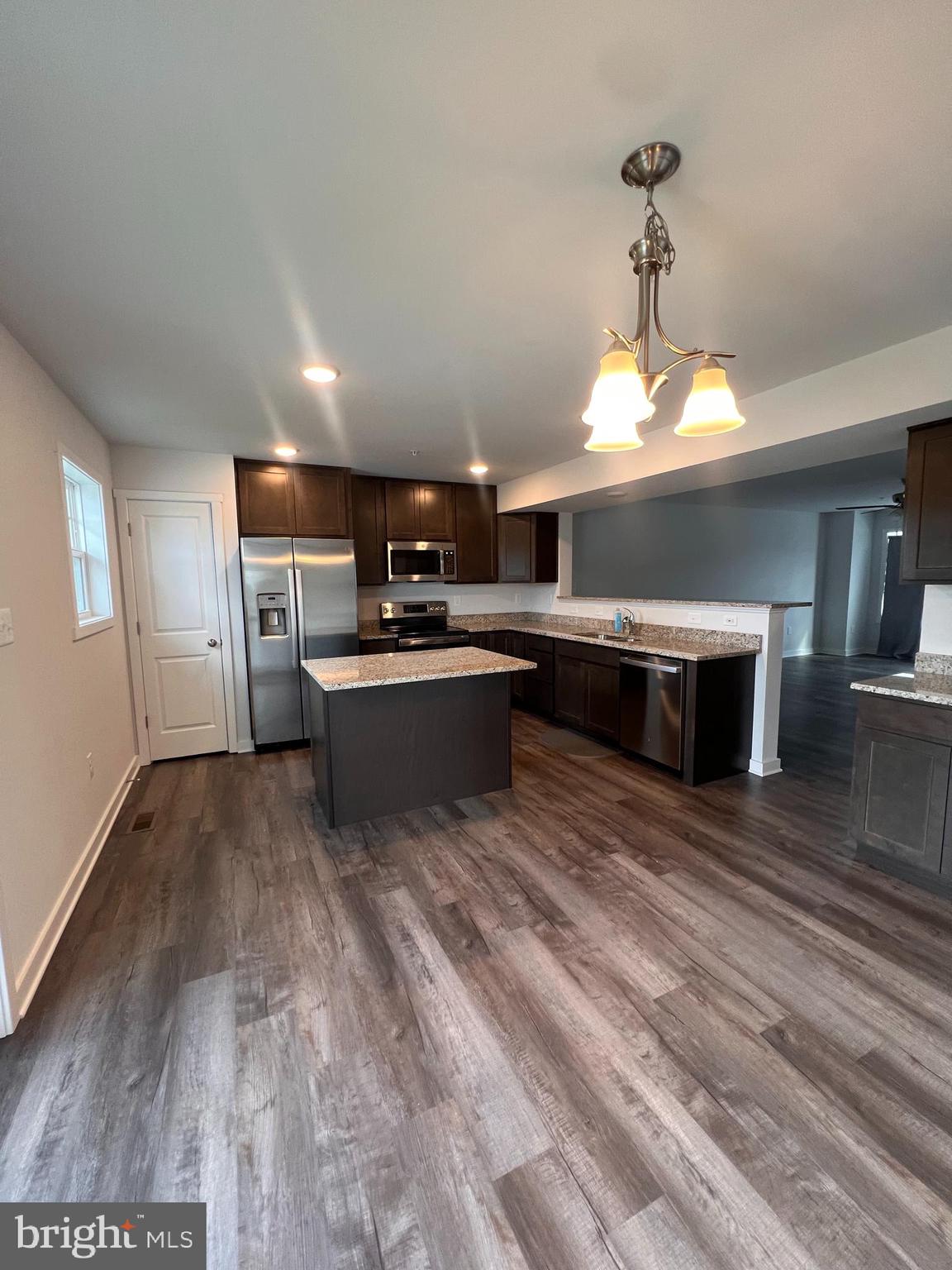 THE COMMUNITIES OF BURWELL - Residential Lease