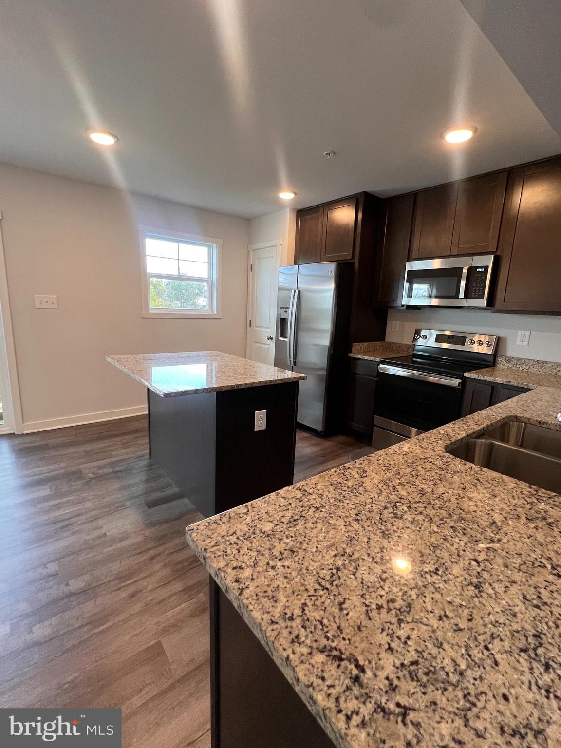 THE COMMUNITIES OF BURWELL - Residential Lease