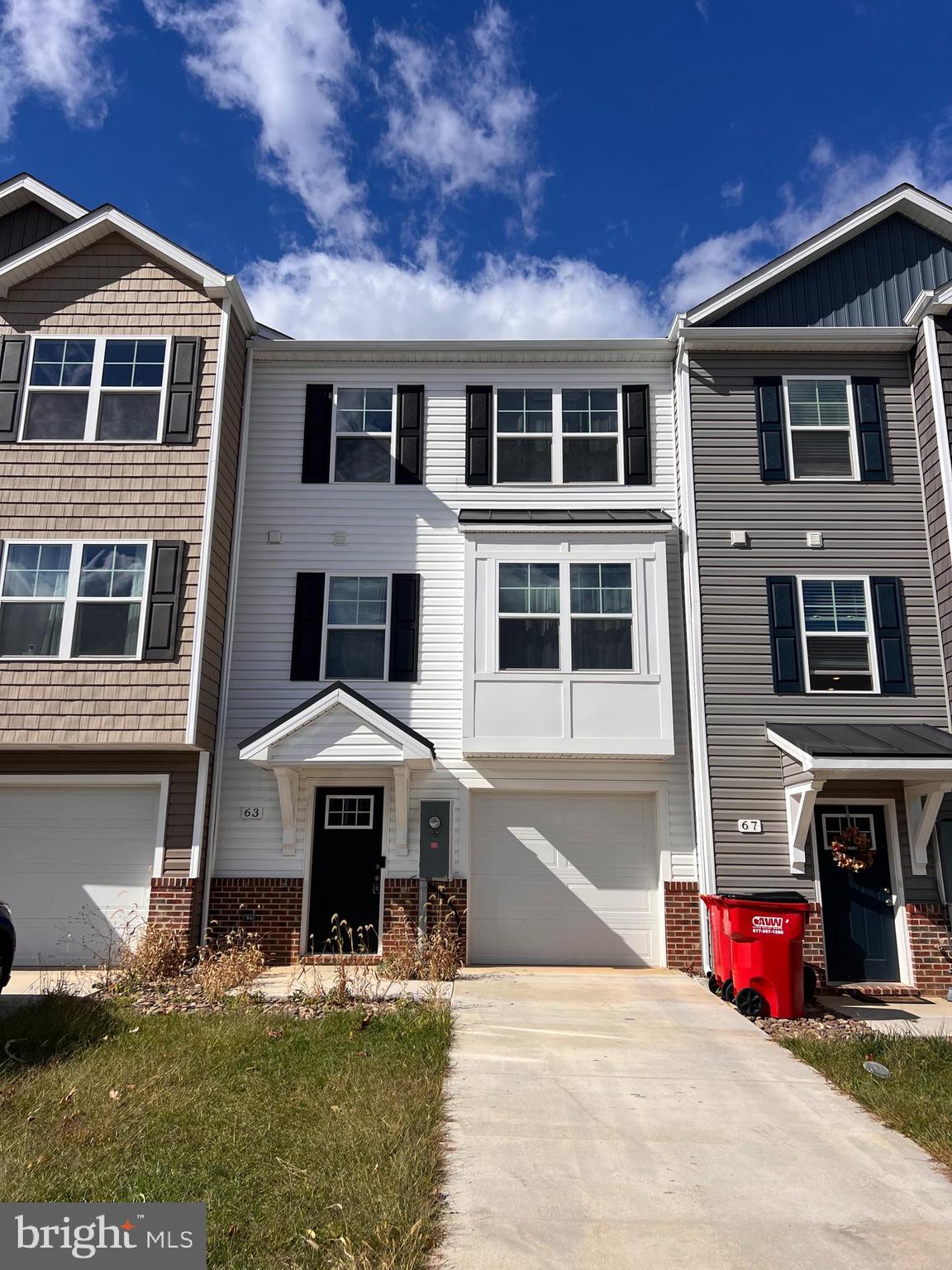 THE COMMUNITIES OF BURWELL - Residential Lease