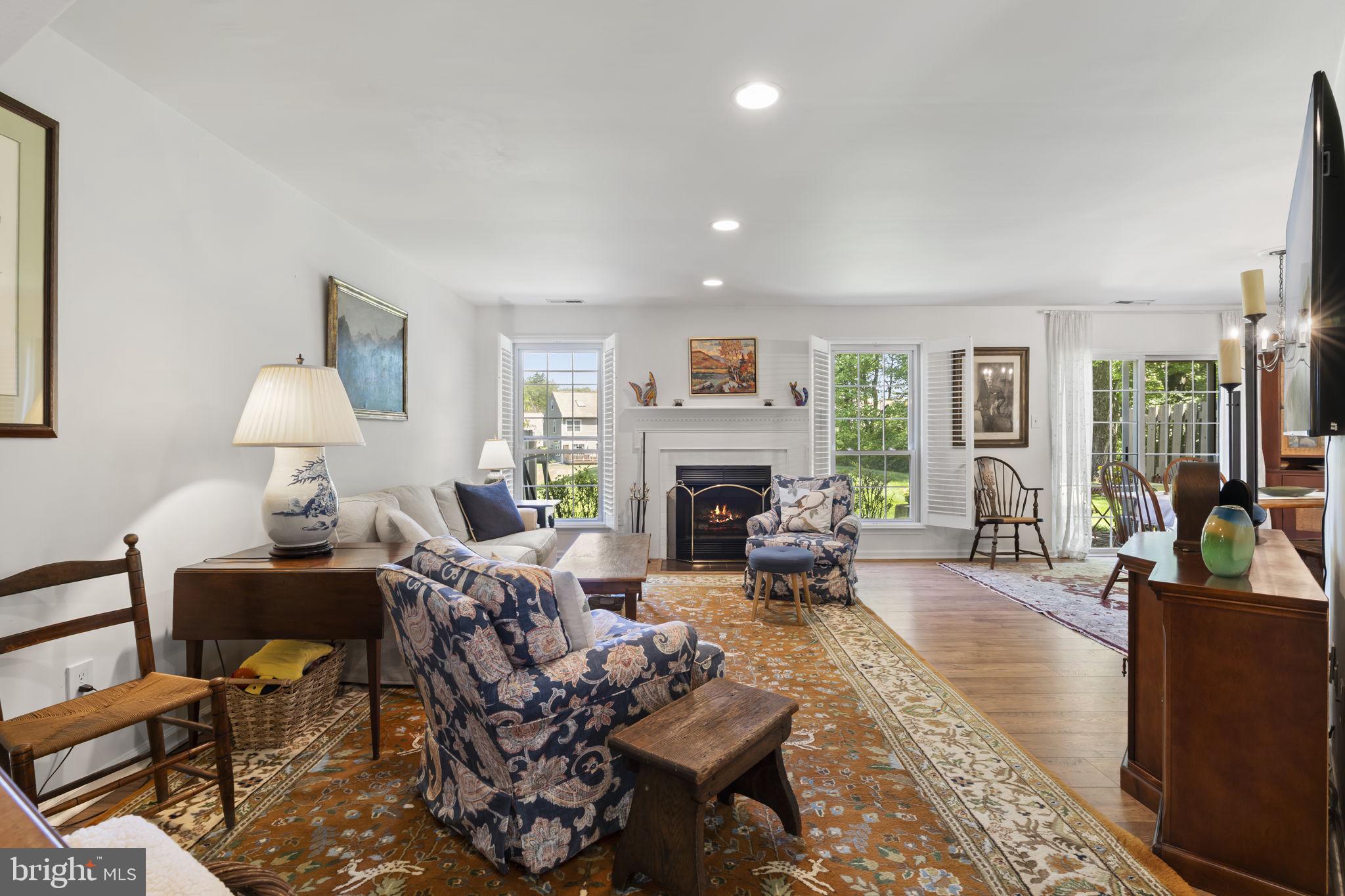 BLUE BELL WOODS - Residential