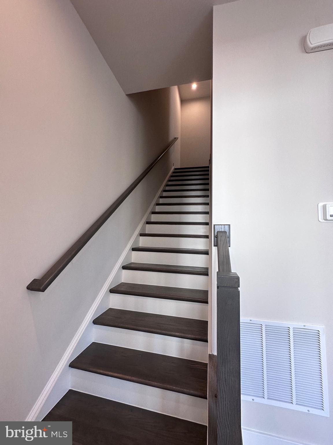 LIBERTY PARK - Residential Lease