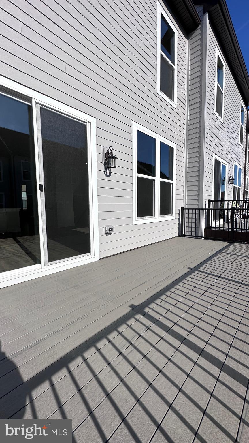 LIBERTY PARK - Residential Lease