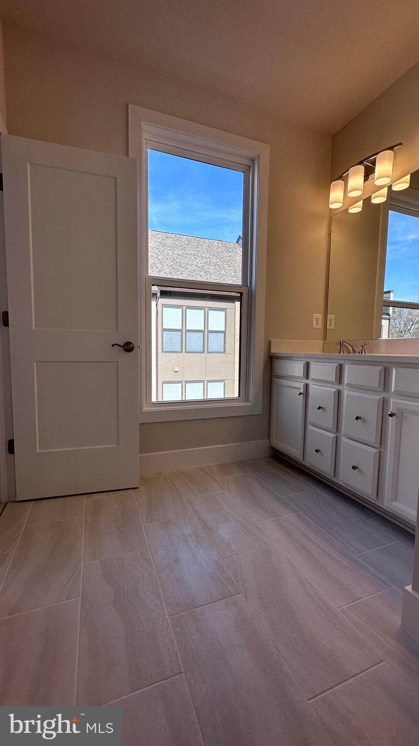 LIBERTY PARK - Residential Lease