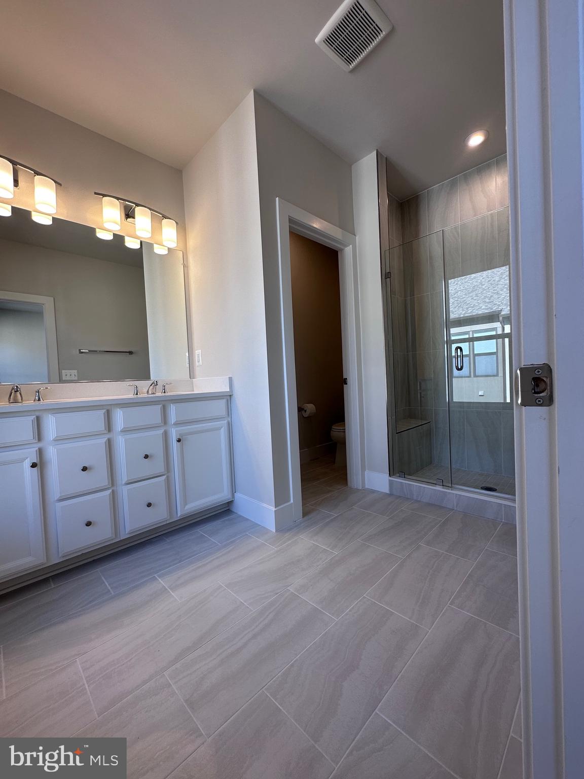 LIBERTY PARK - Residential Lease