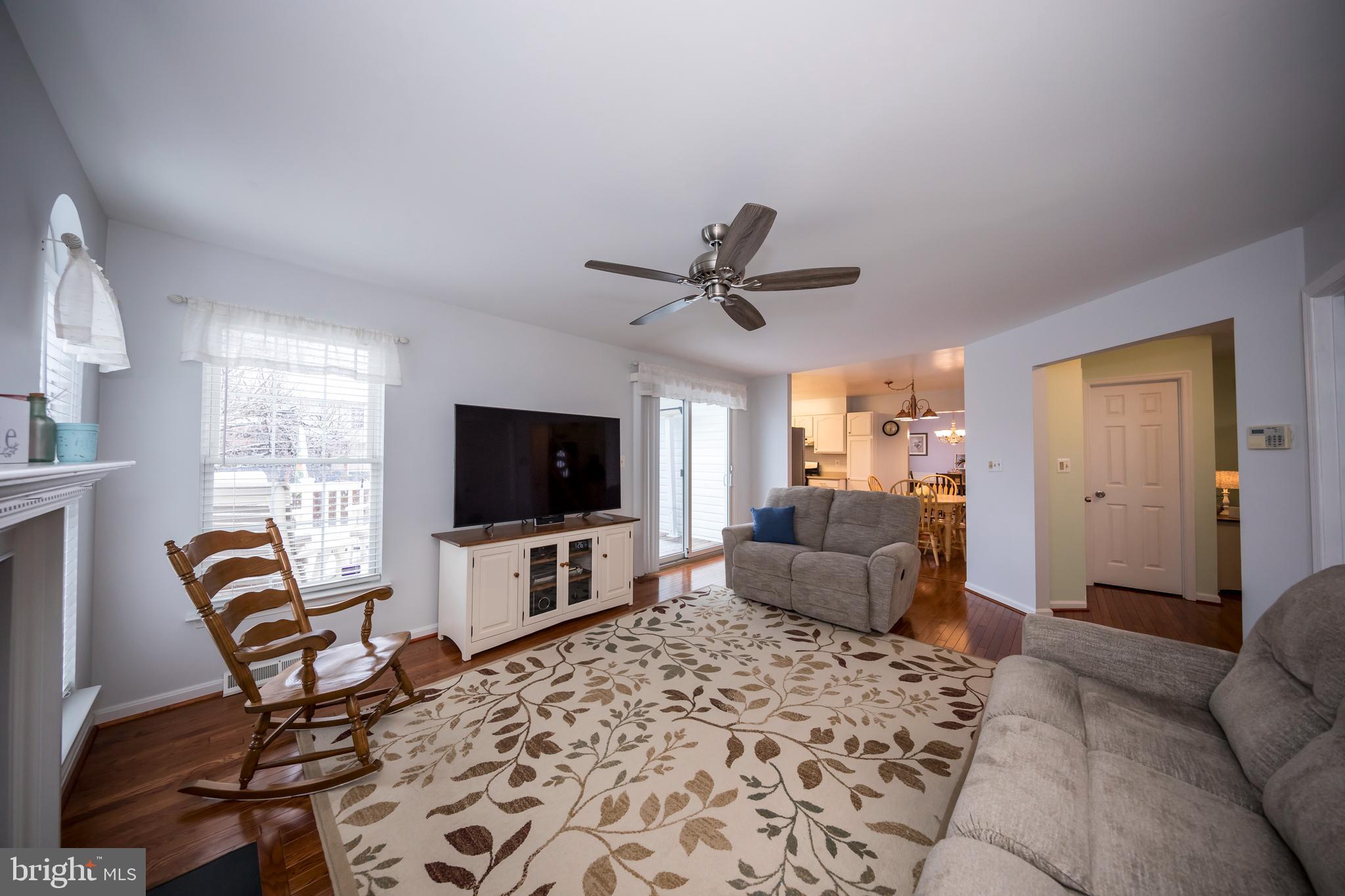 FOREST LAKES - Residential