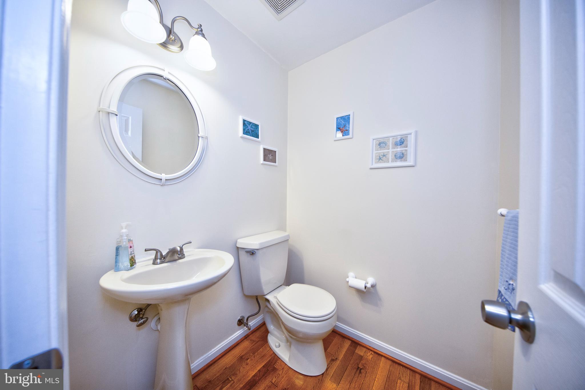 FOREST LAKES - Residential