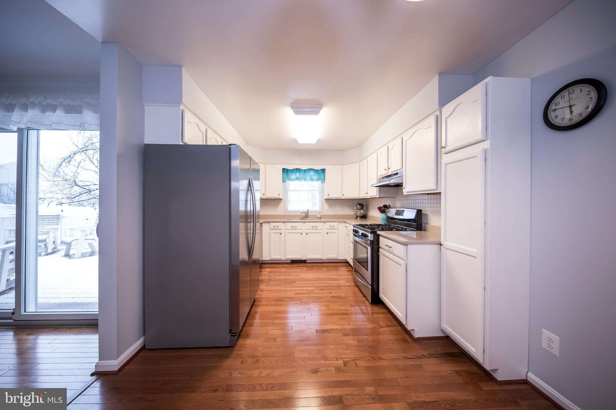 FOREST LAKES - Residential