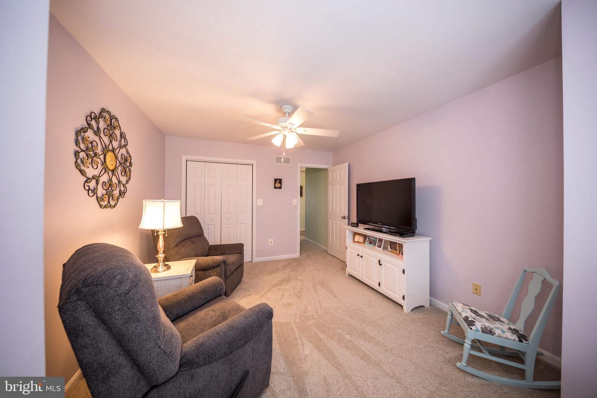 FOREST LAKES - Residential