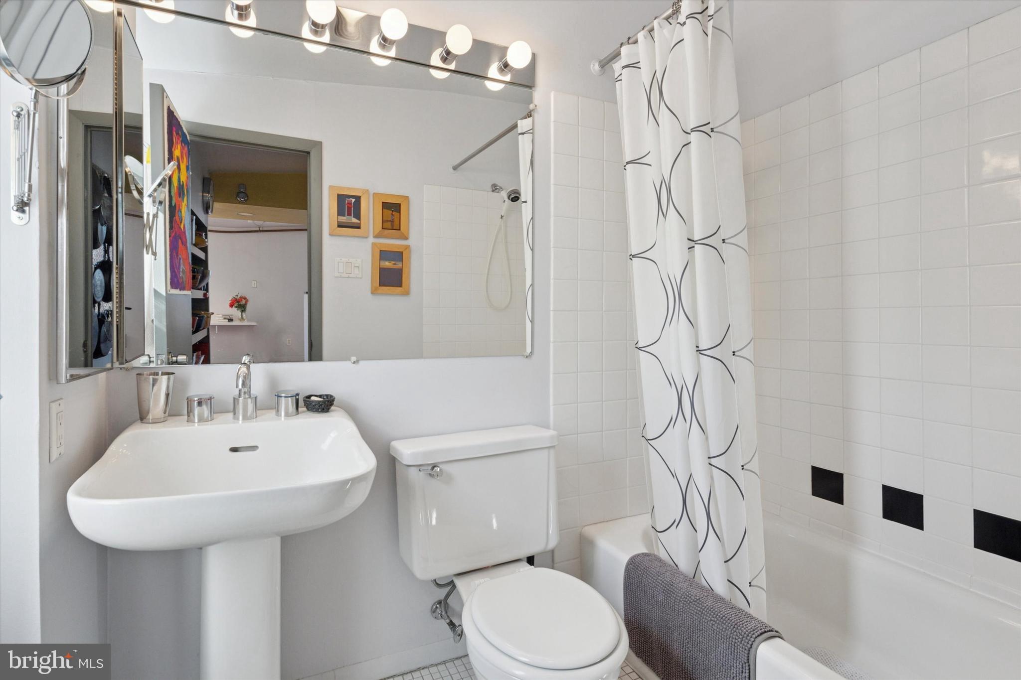 OLD CITY - Residential