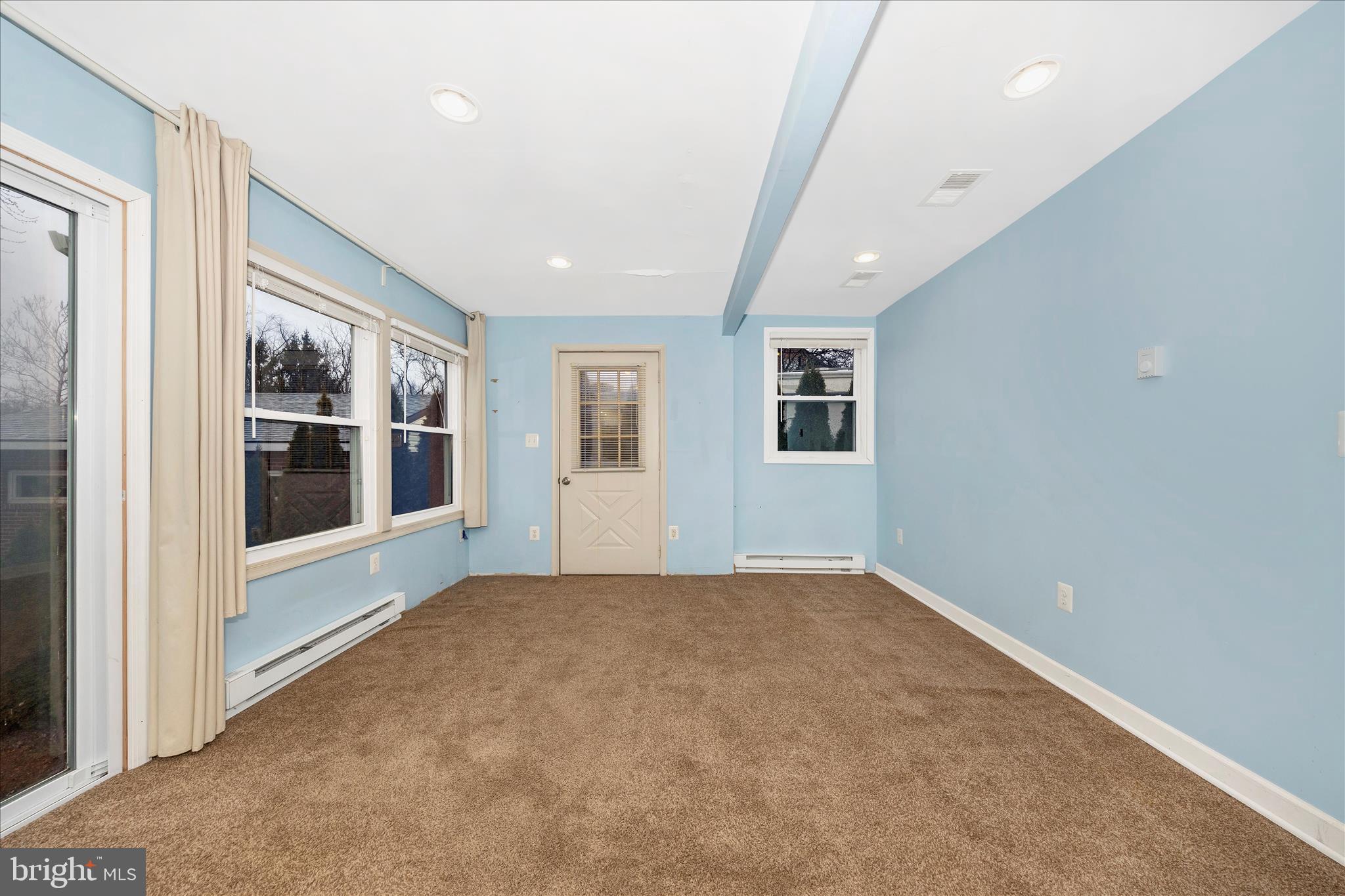 BRUNSWICK - Residential