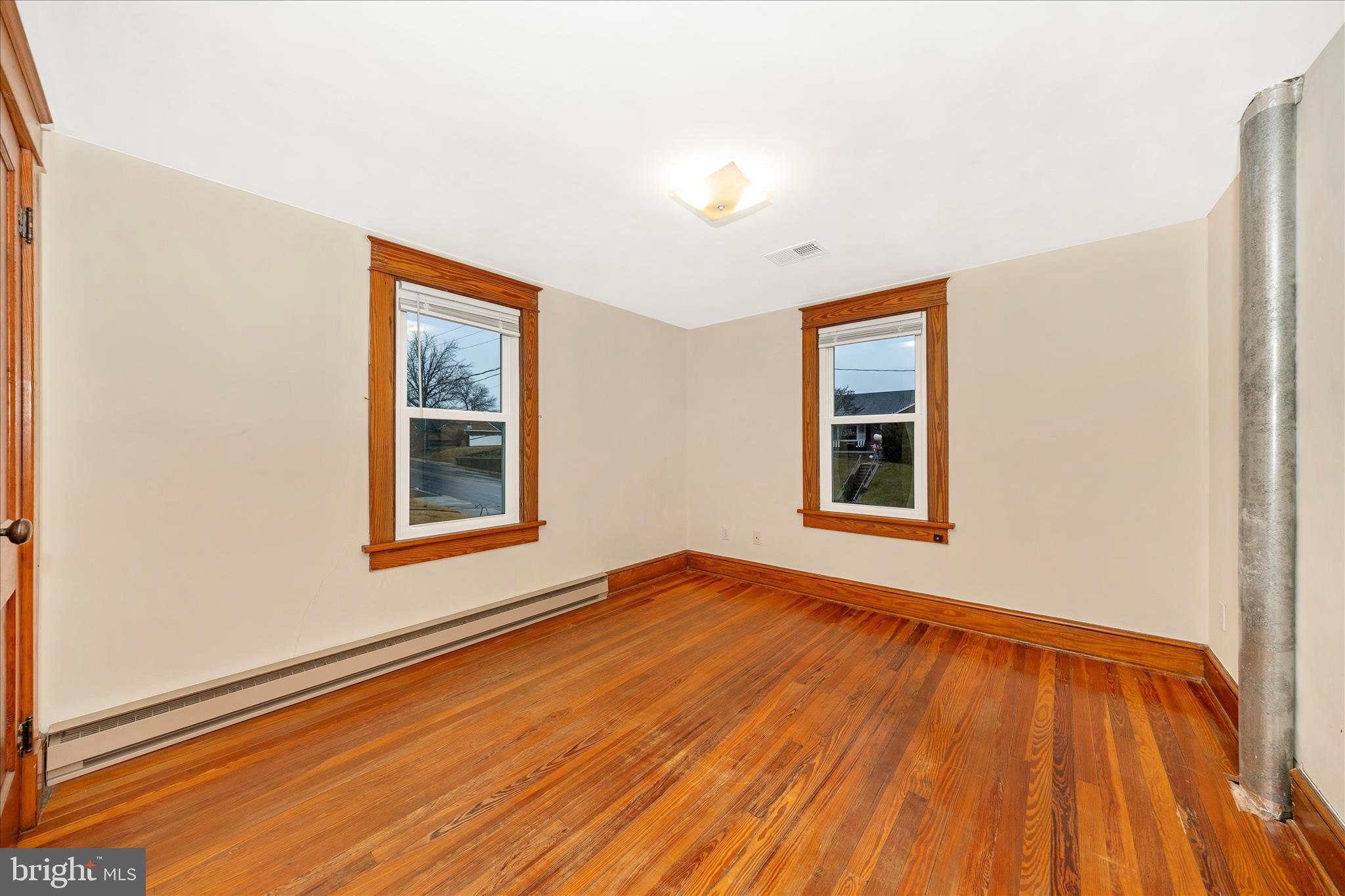 BRUNSWICK - Residential