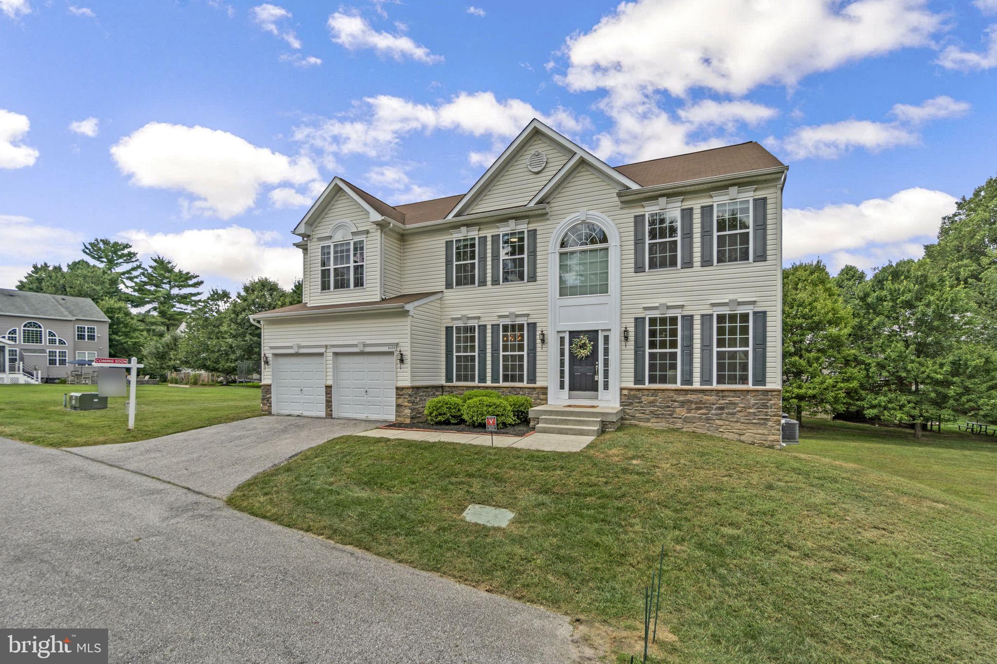 8422 HORSESHOE ROAD
