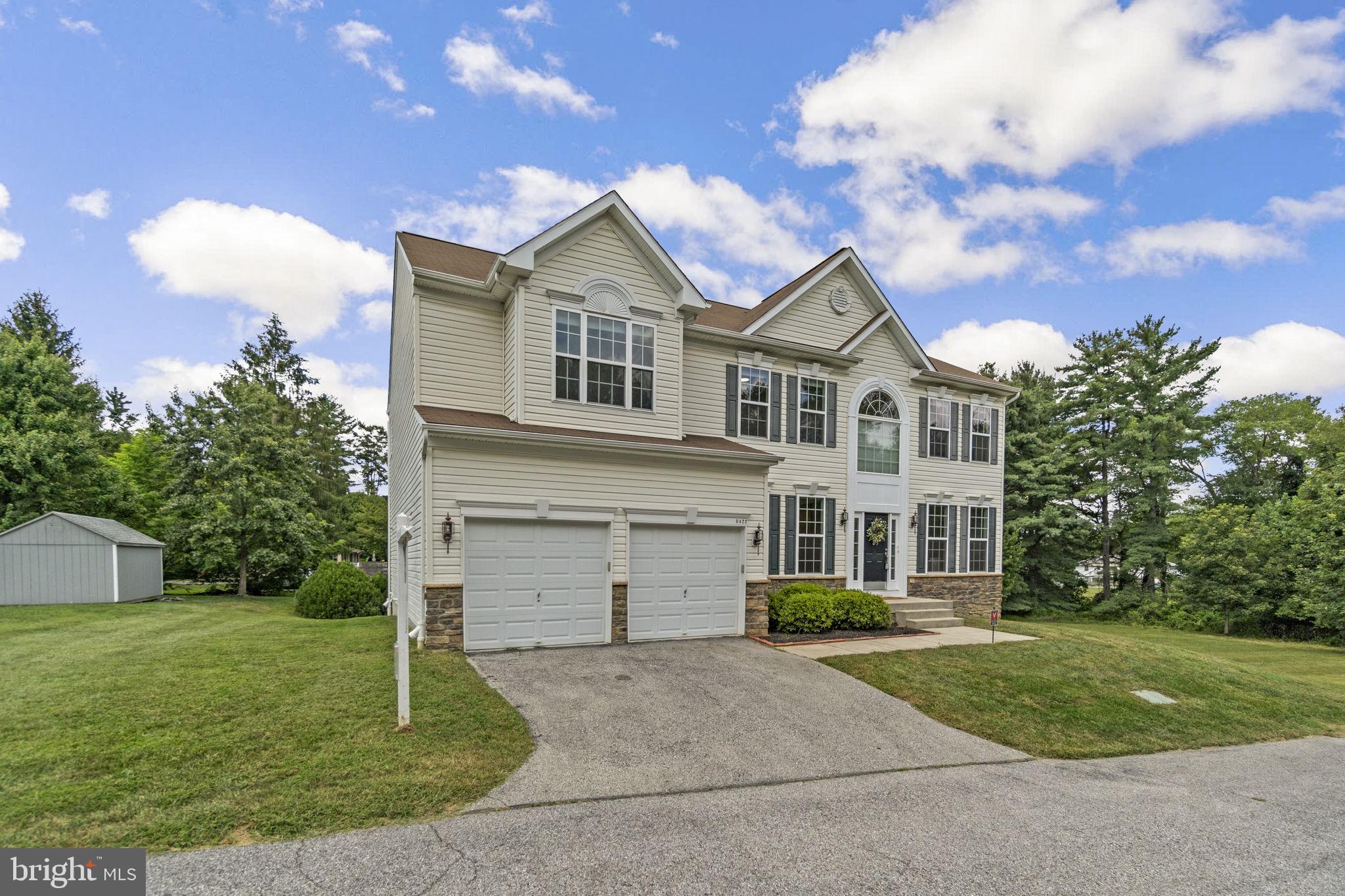 8422 HORSESHOE ROAD