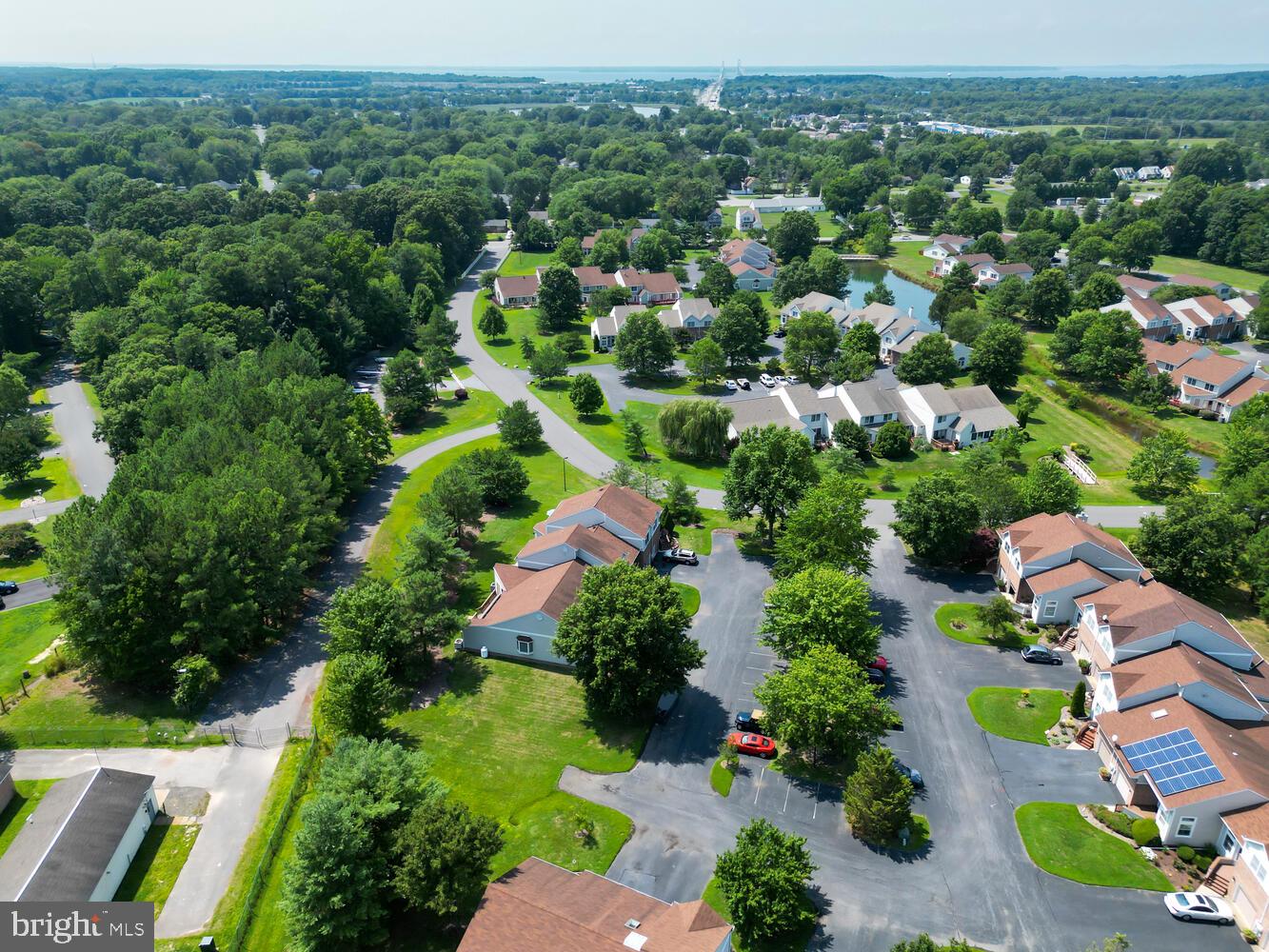 BRIDGE POINTE TOWNHOUSES - Residential