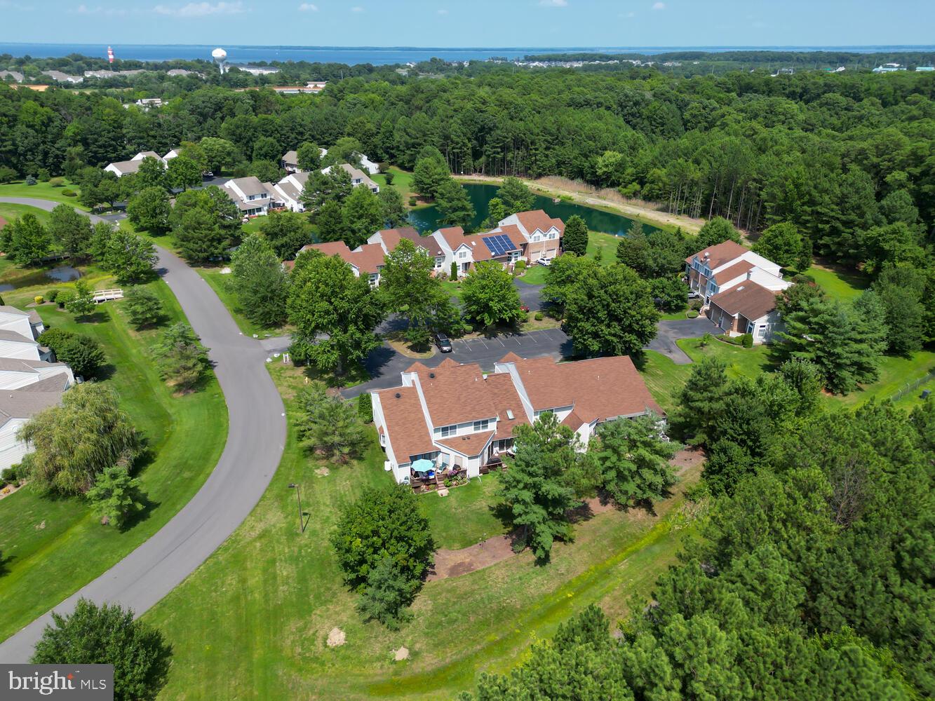 BRIDGE POINTE TOWNHOUSES - Residential