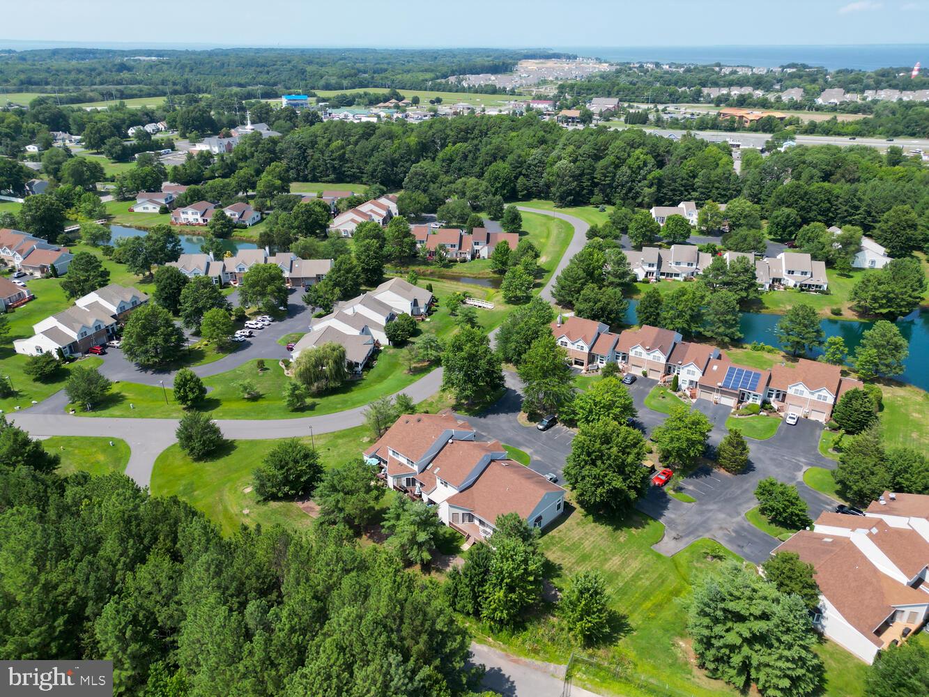 BRIDGE POINTE TOWNHOUSES - Residential