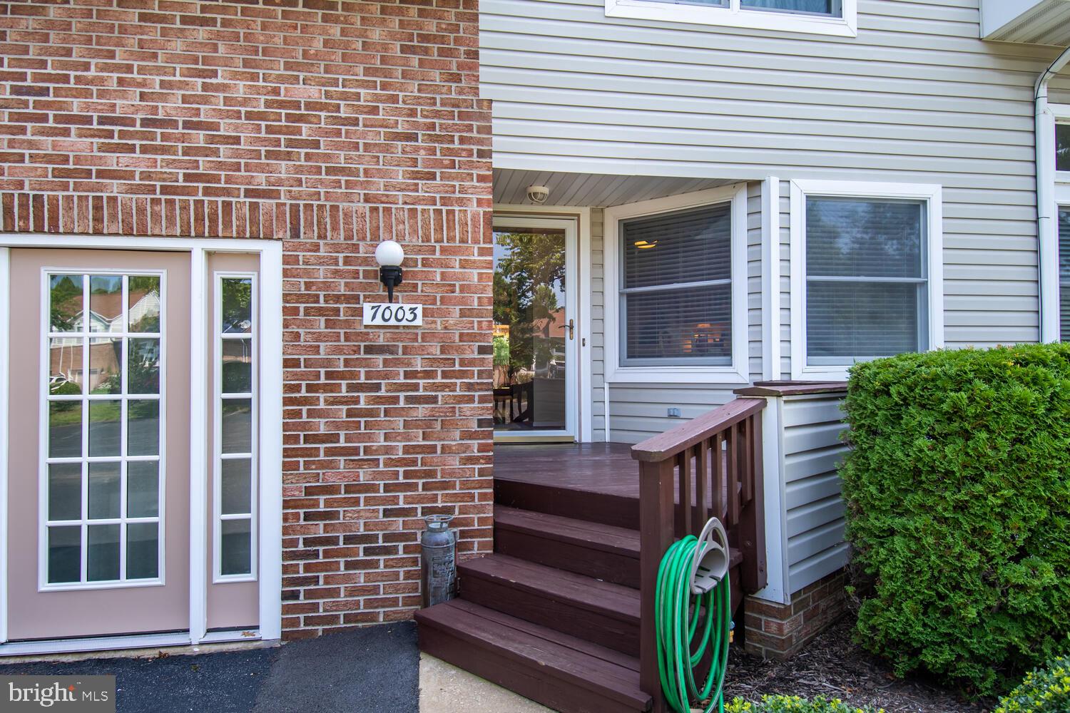 BRIDGE POINTE TOWNHOUSES - Residential