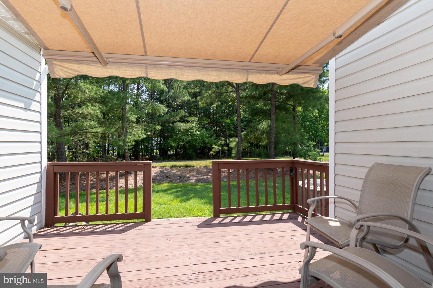 BRIDGE POINTE TOWNHOUSES - Residential