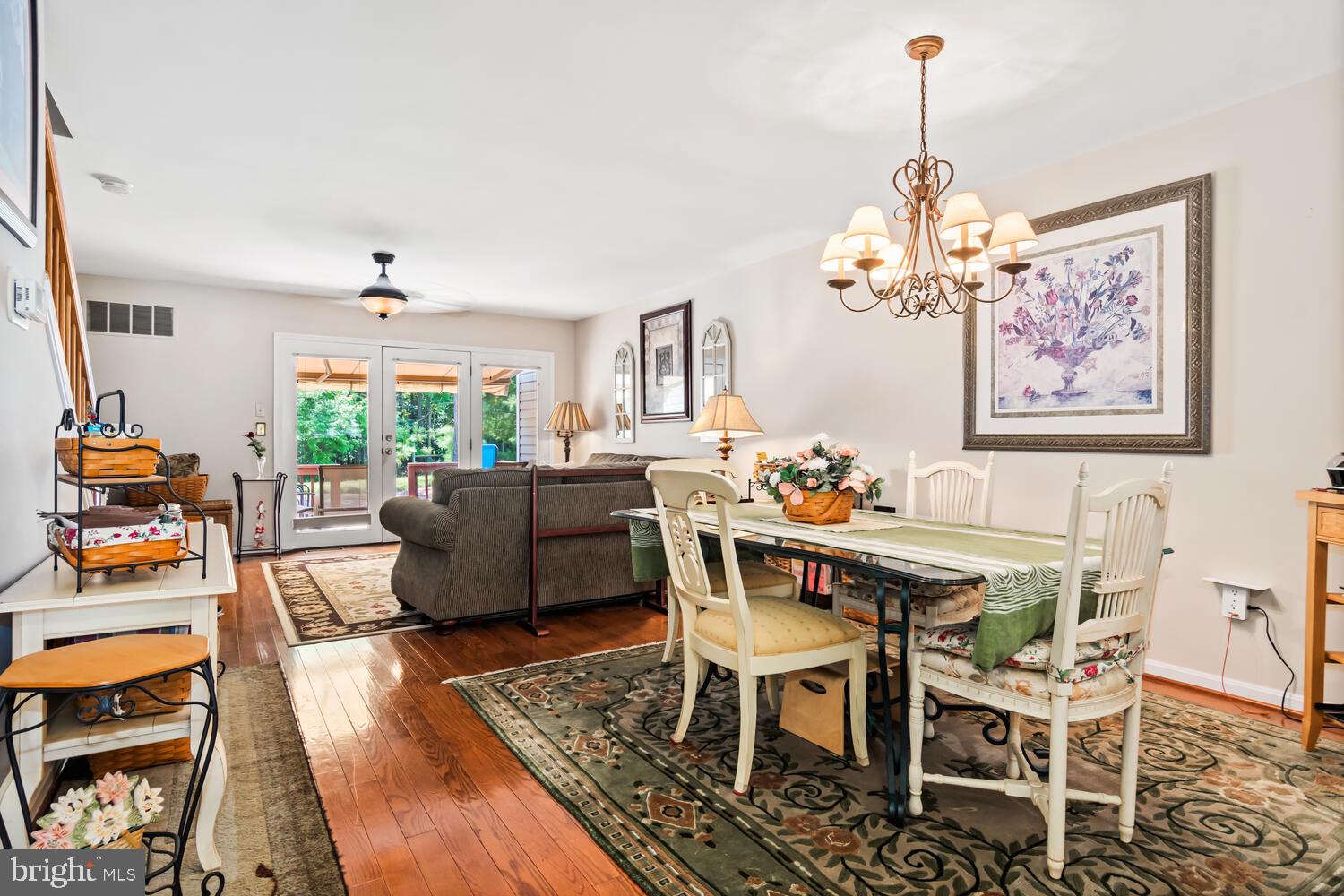 BRIDGE POINTE TOWNHOUSES - Residential