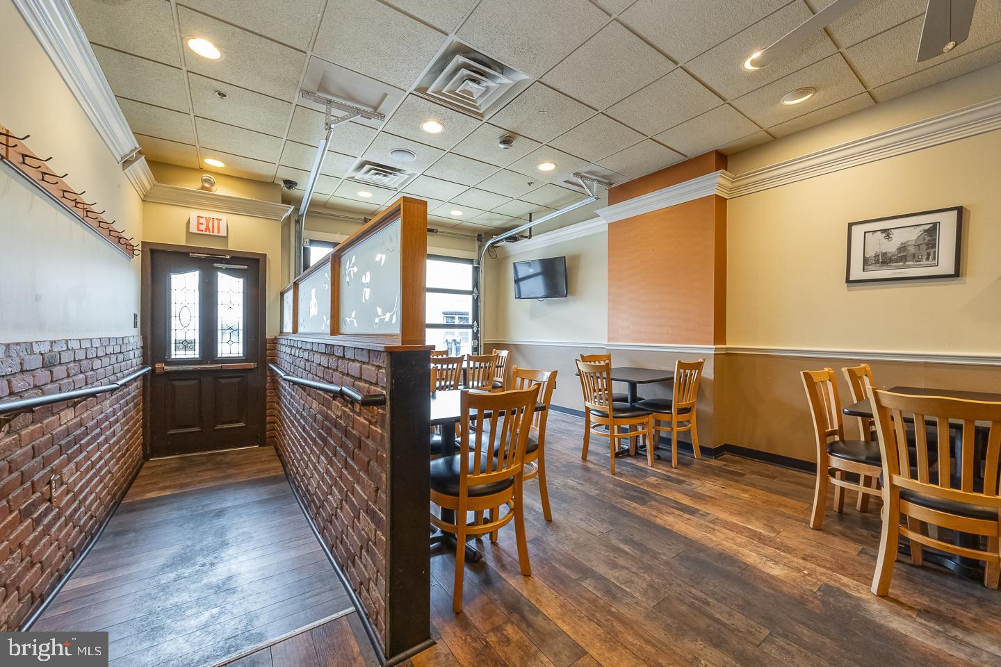 ARDMORE - Commercial Sale