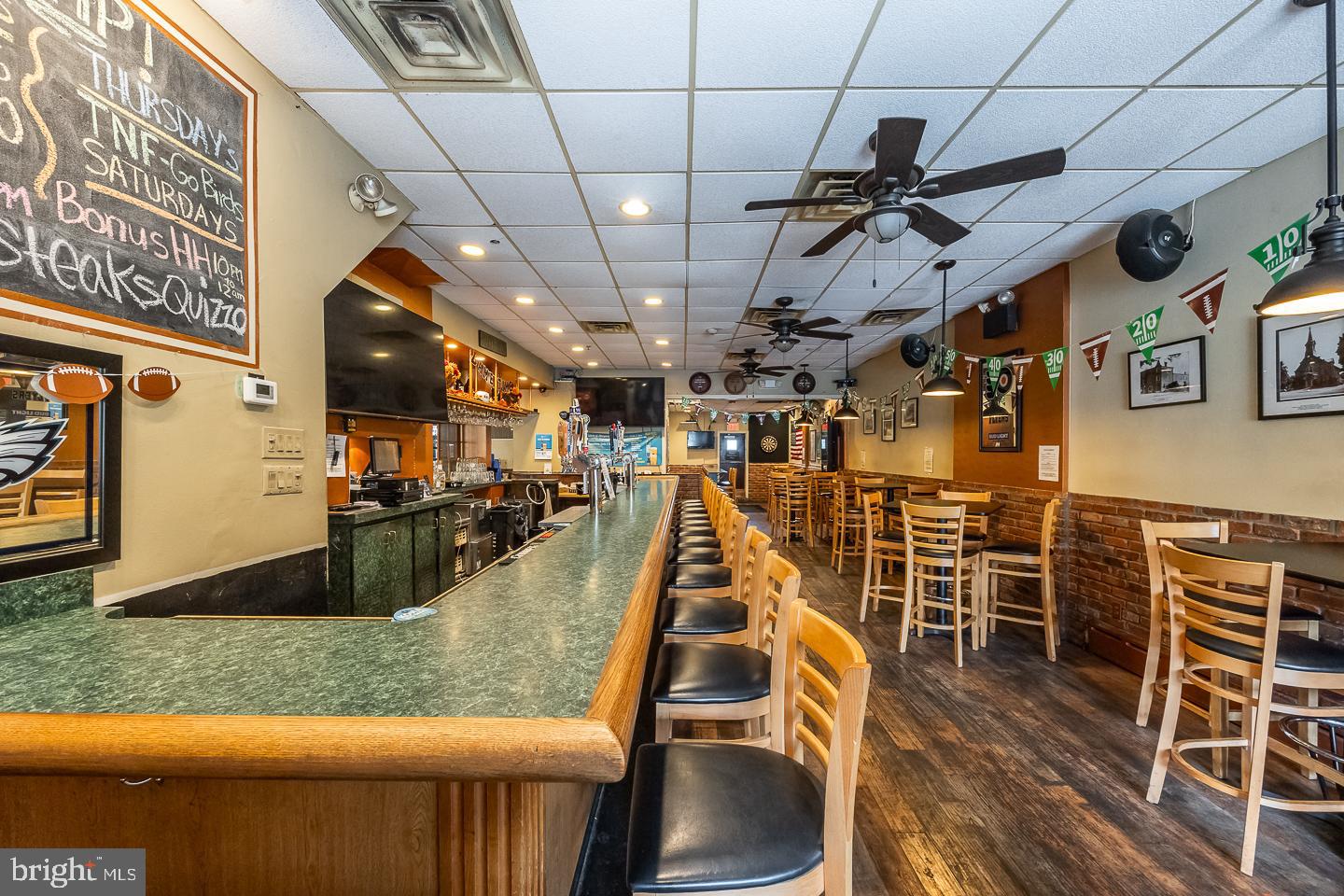 ARDMORE - Commercial Sale