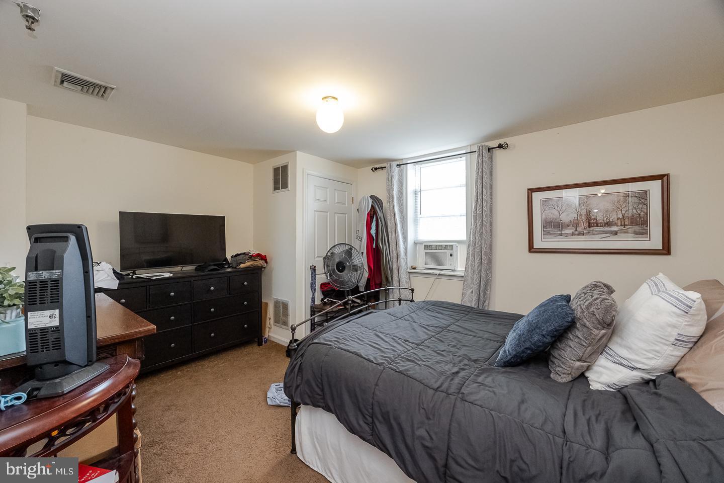 ARDMORE - Commercial Sale