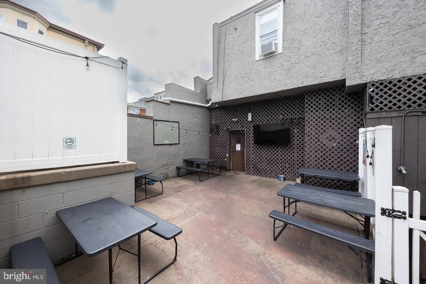 ARDMORE - Commercial Sale