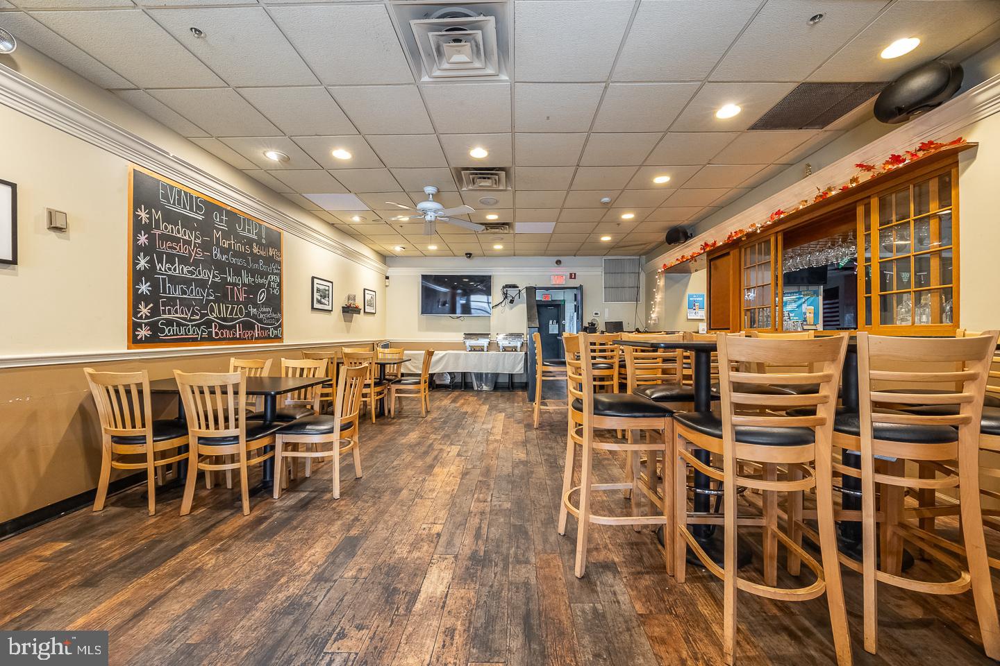 ARDMORE - Commercial Sale