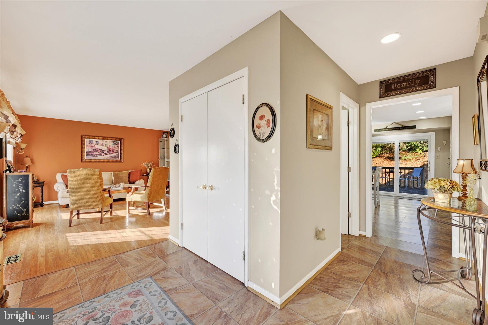 12204 WOODELVES DRIVE