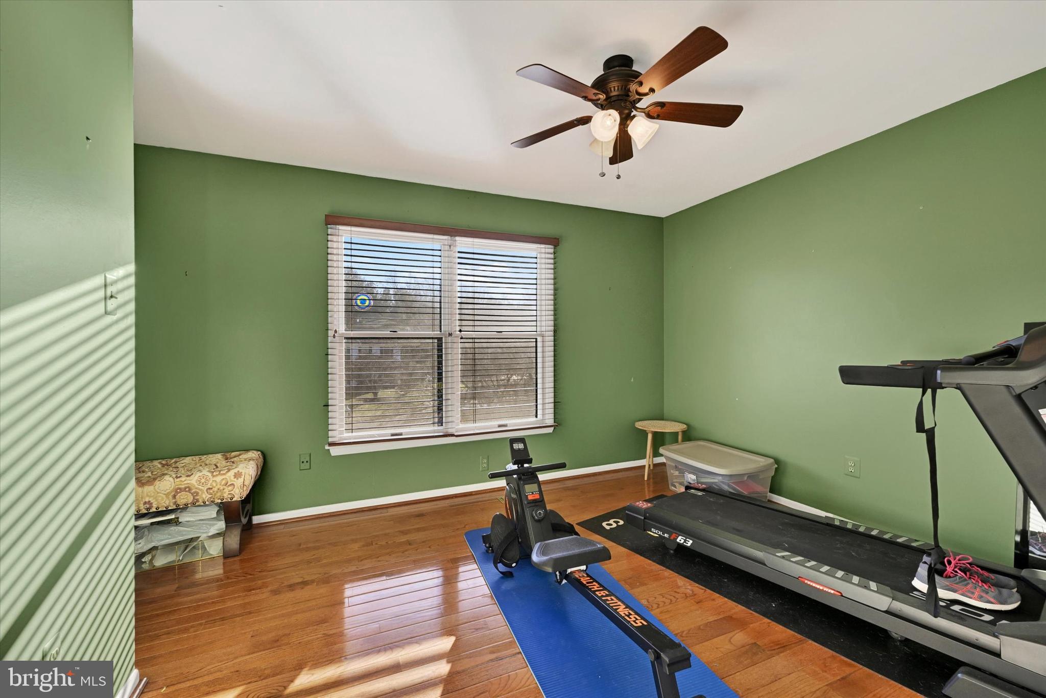 HUNTERS GLEN - Residential