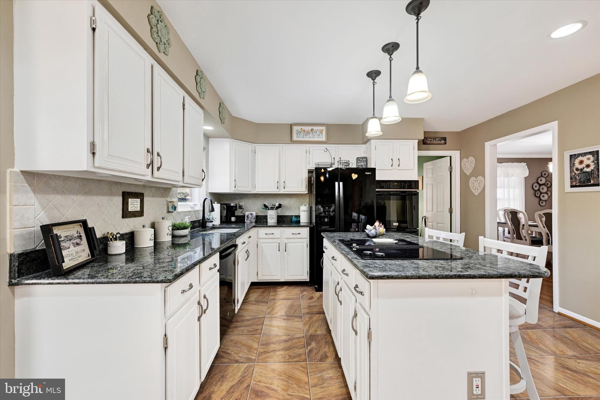 HUNTERS GLEN - Residential