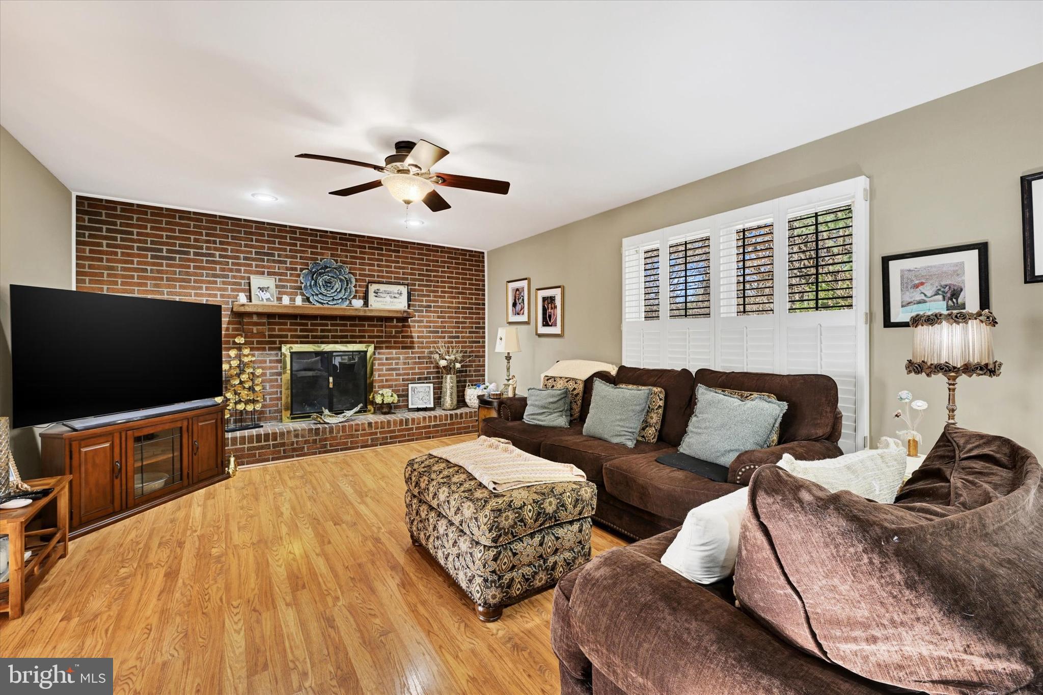 HUNTERS GLEN - Residential