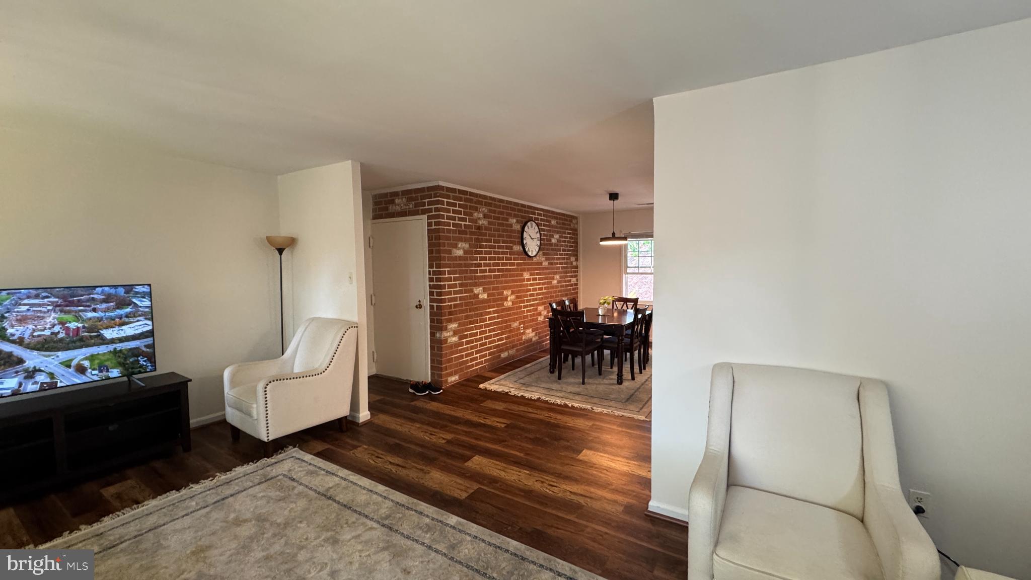 POTOMAC OAKS - Residential