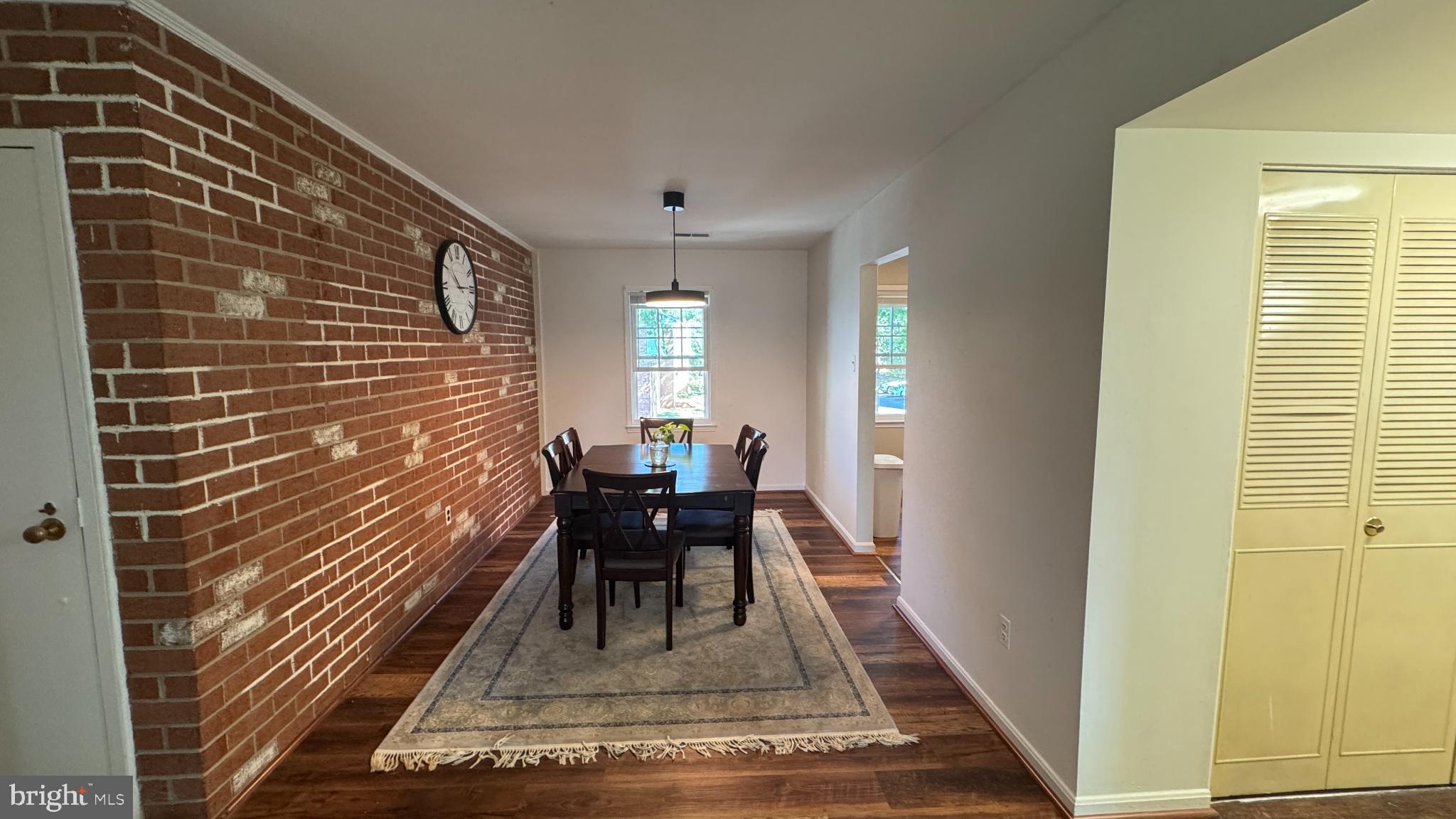 POTOMAC OAKS - Residential