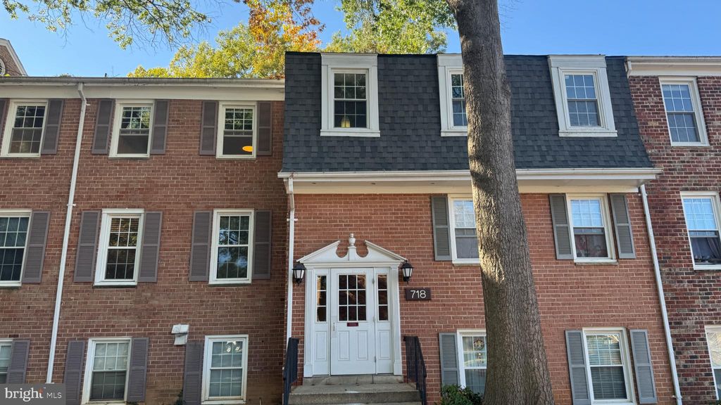 Photo of 718 Quince Orchard Boulevard #201, GAITHERSBURG, MD 20878 (MLS # MDMC2203040)