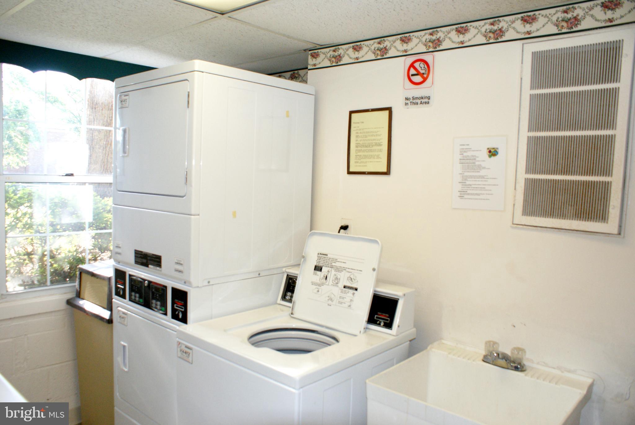 POTOMAC OAKS - Residential